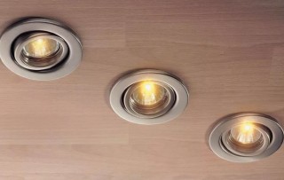 Какие светильники для натяжных потолков лучше выбрать